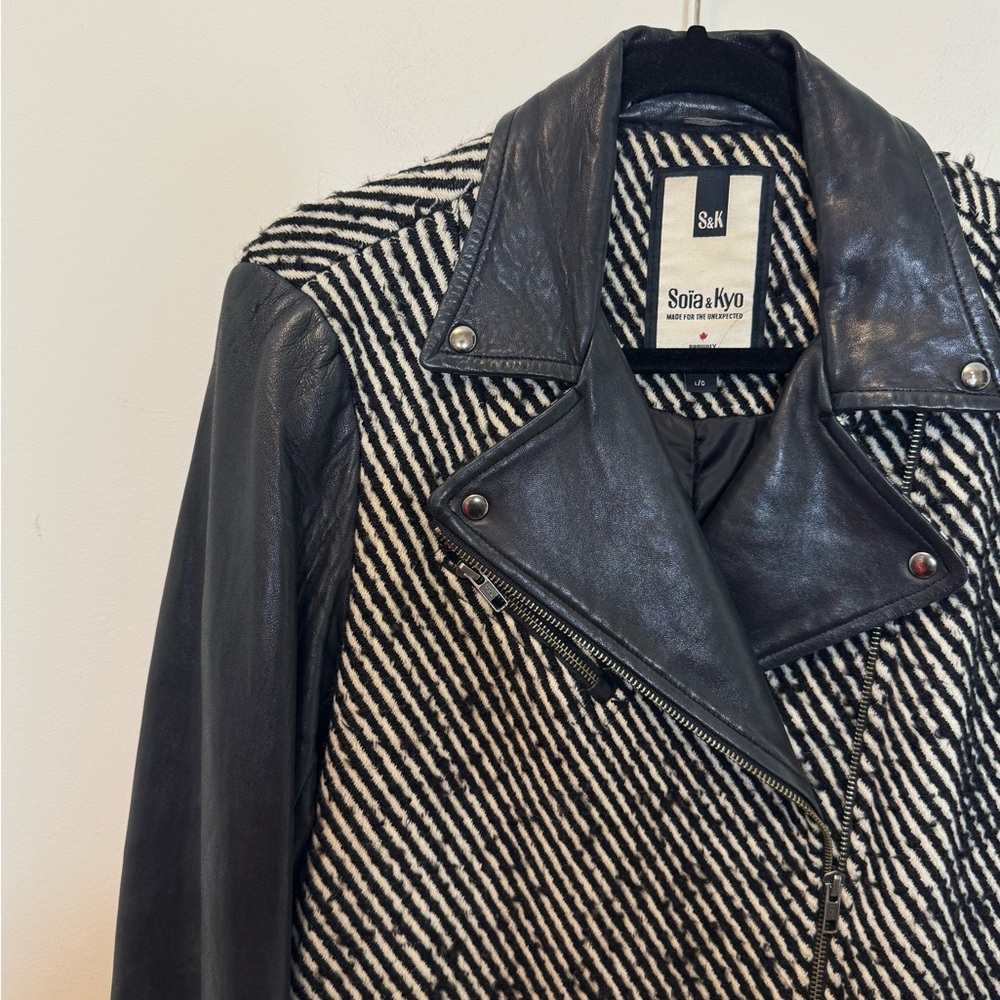 Soia & Kyo Wool Blend Jacket with Black Leather Sleeves Made in Canada Size L - Picture 5 of 7